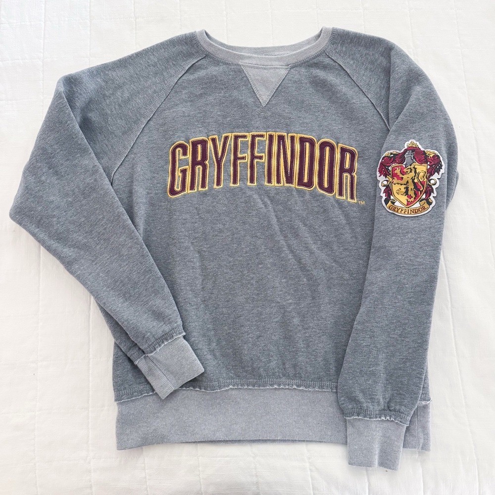 Harry Potter Gryffindor‎ Crew Neck Pullover MEDIUM Sweatshirt Universal Studios